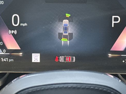 Used 2023 BMW 740i image 20