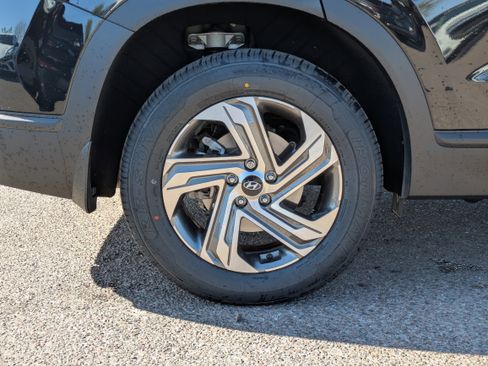 Certified 2023 Hyundai Santa Fe SEL image 9