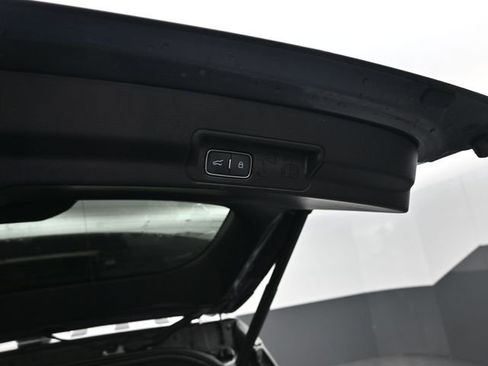 Used 2025 Ford Explorer ST-Line image 7