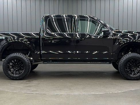 Used 2025 Ford F150 Lariat AWD/4WD image 6