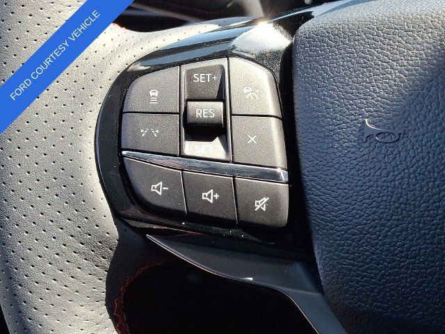 Used 2026 Ford Explorer ST-Line w/ ST-Line Street Pack AWD/4WD image 13