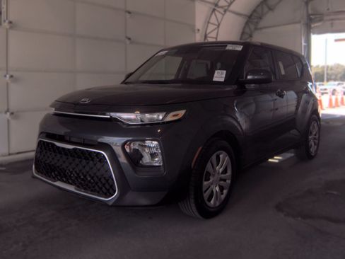 Used 2020 Kia Soul LX FWD image 1