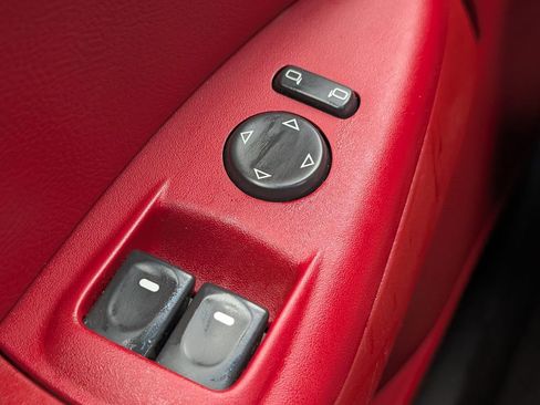 Used 2011 Chevrolet Corvette Coupe w/ Roof Package image 8