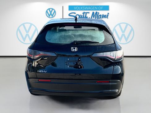 Used 2023 Honda HR-V LX image 6