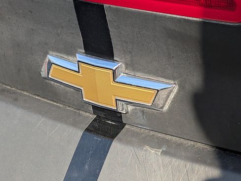 Used 2021 Chevrolet Camaro LT image 14