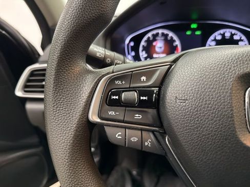 Certified 2018 Honda Accord EX image 34