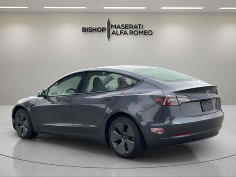 Used 2023 Tesla Model 3 Standard Range RWD image 4