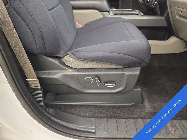 Used 2016 Ford F150 XLT w/ Equipment Group 302A Luxury AWD/4WD image 11