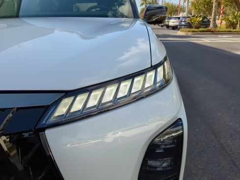 New 2026 INFINITI QX80 4WD w/ Sport Exterior Package image 9