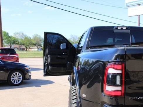 Used 2022 RAM 3500 Limited AWD/4WD image 9