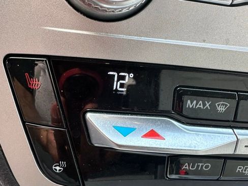 Used 2021 Ford Explorer XLT w/ Equipment Group 202A image 29