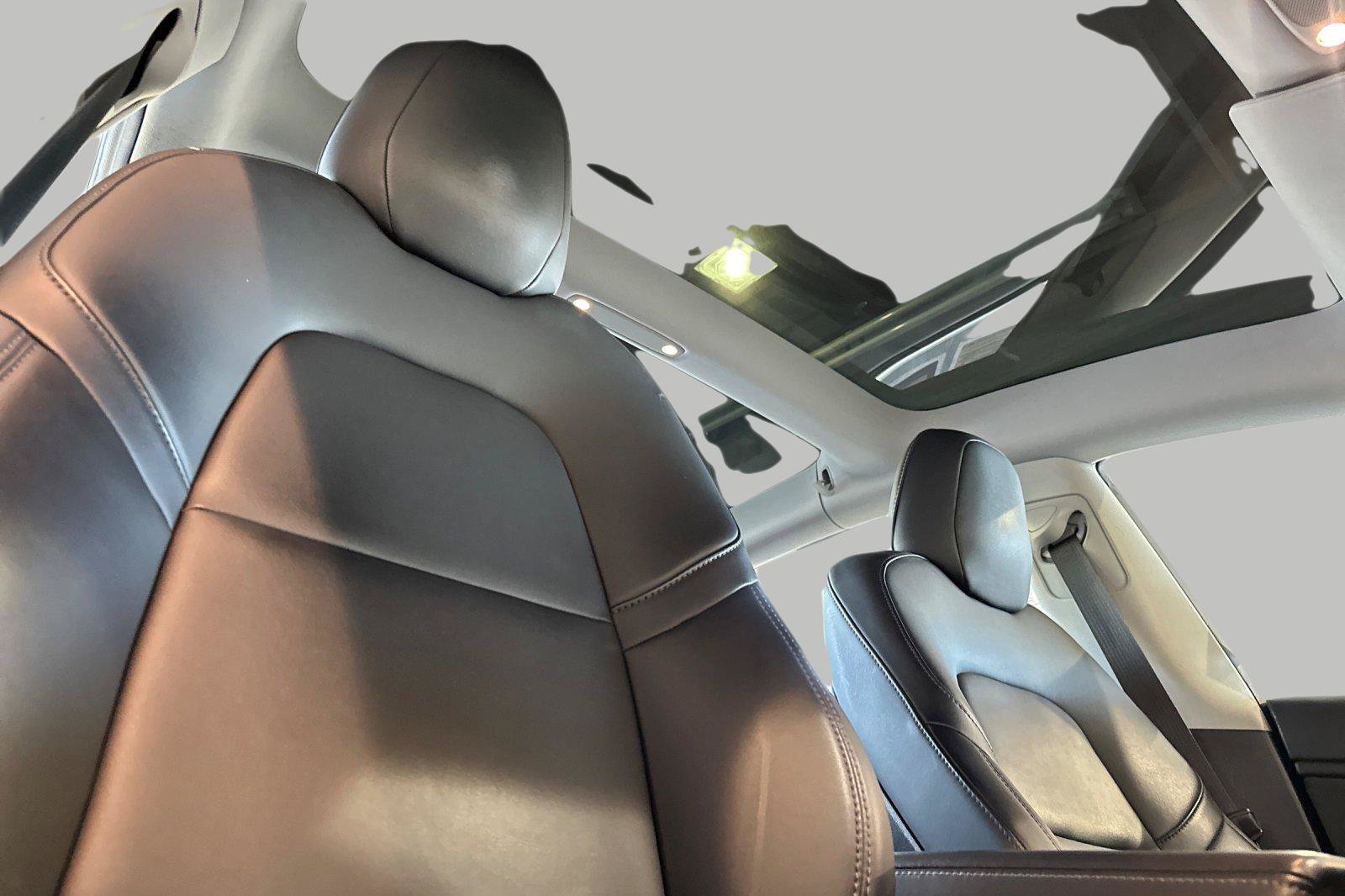 Used 2018 Tesla Model 3 Long Range RWD image 15