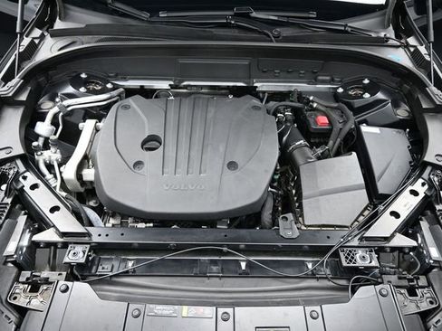 Used 2023 Volvo XC60 B5 Plus w/ Protection Package Premier image 35