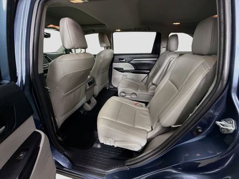 Certified 2018 Toyota Highlander Limited image 17