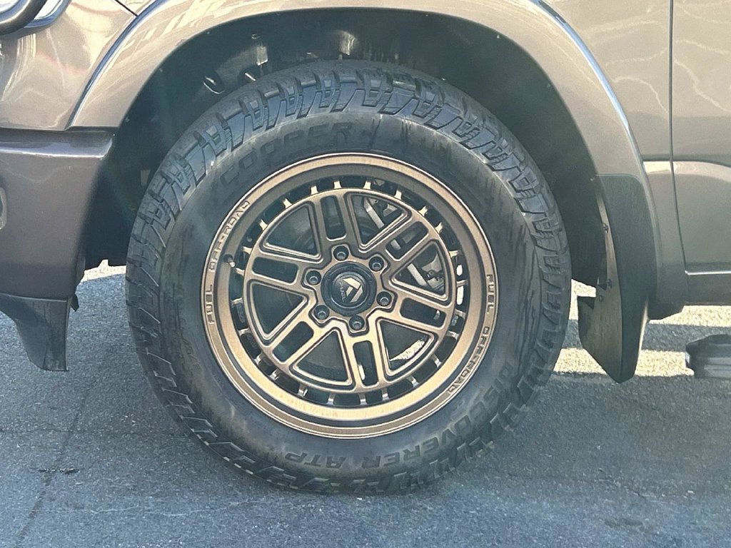 Used 2020 RAM 1500 Laramie w/ Sport Appearance Package RWD image 12