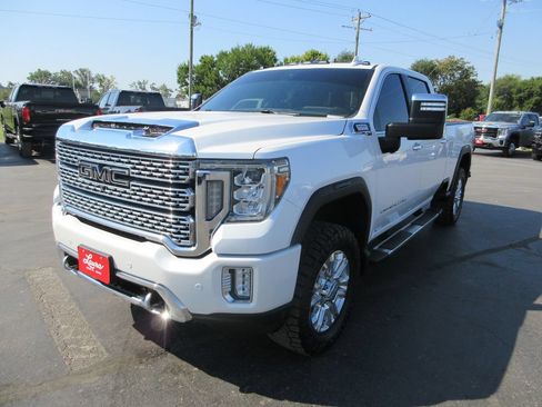 Used 2020 GMC Sierra 3500 Denali w/ Denali Ultimate Package AWD/4WD image 13