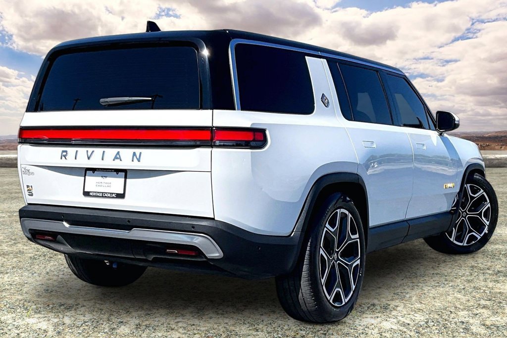 Used 2023 Rivian R1S Adventure Quad AWD/4WD image 5