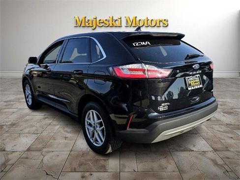 Used 2021 Ford Edge SEL w/ Convenience Package image 5