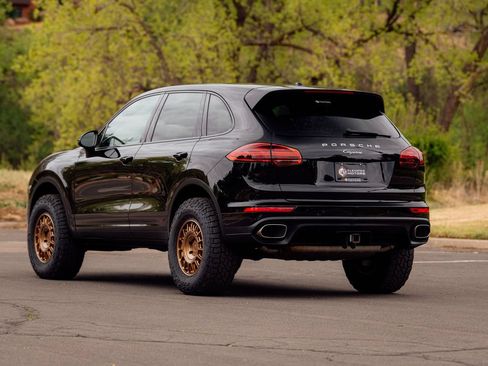 Used 2015 Porsche Cayenne Diesel AWD/4WD image 11