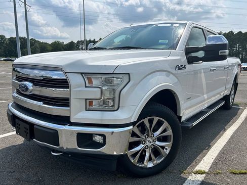 Used 2017 Ford F150 Lariat w/ Equipment Group 502A Luxury AWD/4WD image 2