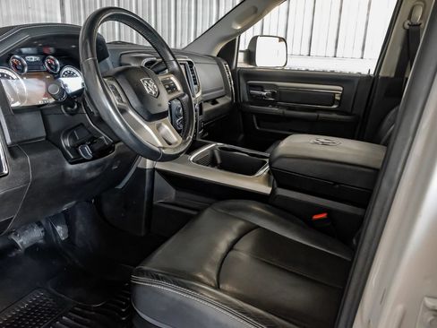 Used 2018 RAM 2500 Laramie w/ Sport Appearance Group AWD/4WD image 15