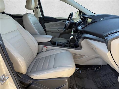 Used 2018 Ford Escape SEL image 11