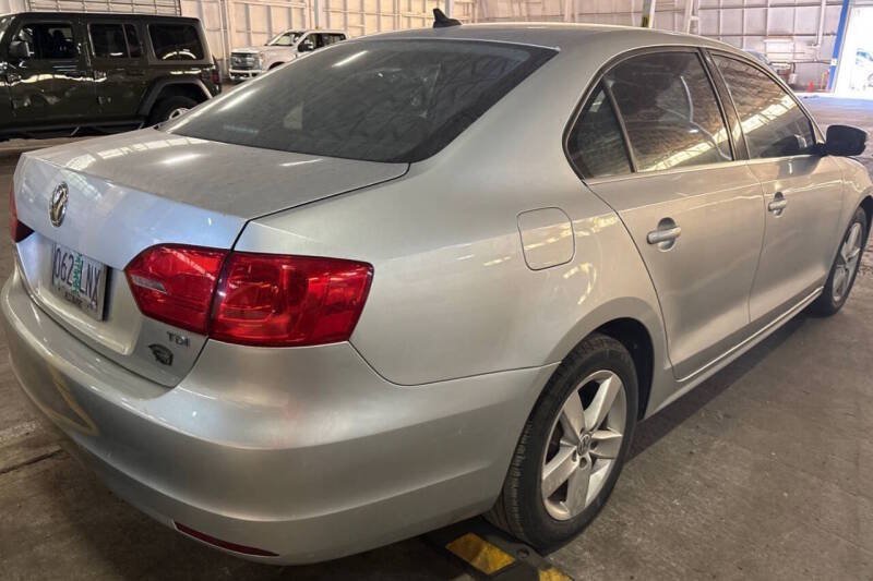 Used 2014 Volkswagen Jetta TDI FWD image 4