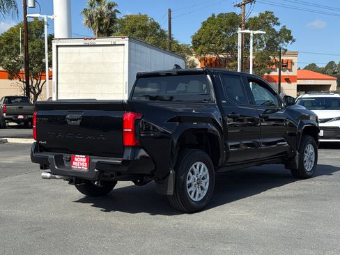 New 2026 Toyota Tacoma SR5 image 8