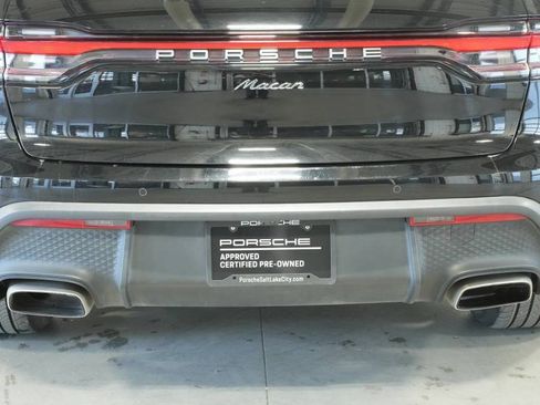 Used 2024 Porsche Macan image 38