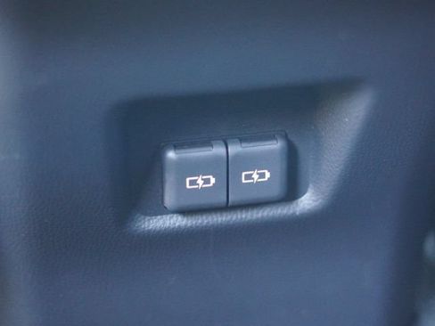Used 2023 Toyota RAV4 XSE AWD/4WD image 41