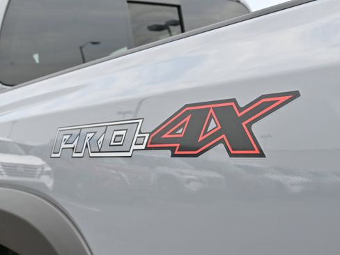New 2025 Nissan Frontier PRO-4X w/ Pro Premium Package image 11