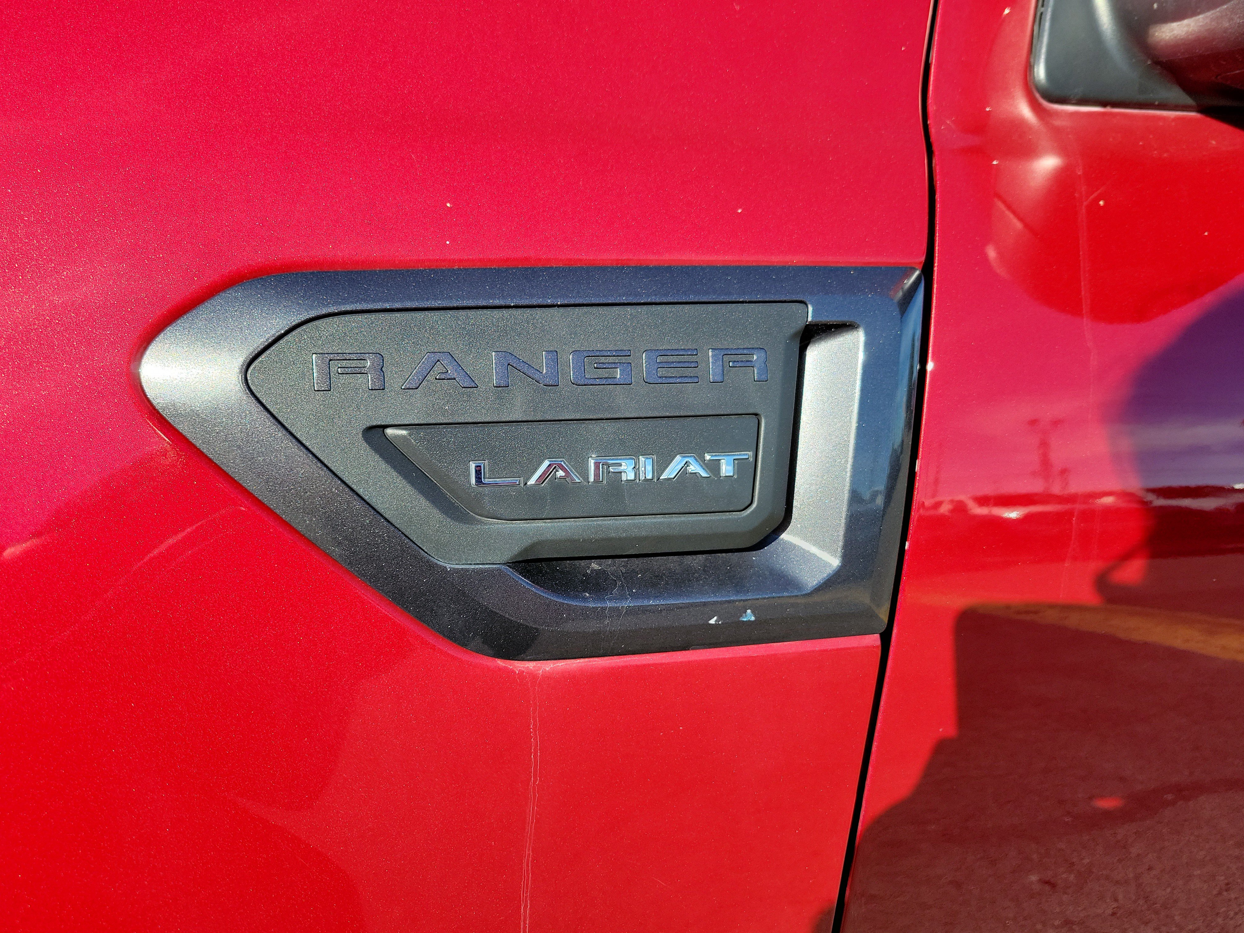 Used 2021 Ford Ranger Lariat w/ Tremor Off-Road Package AWD/4WD image 9