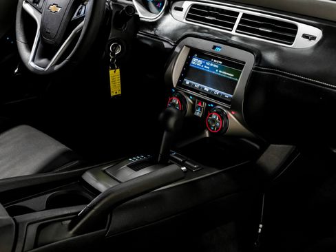 Used 2014 Chevrolet Camaro LS image 28