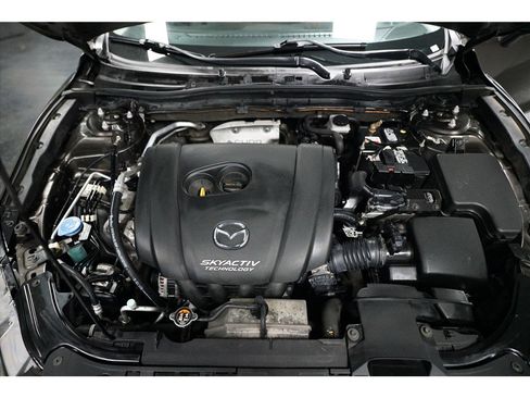 Used 2014 MAZDA MAZDA3 i Grand Touring image 10