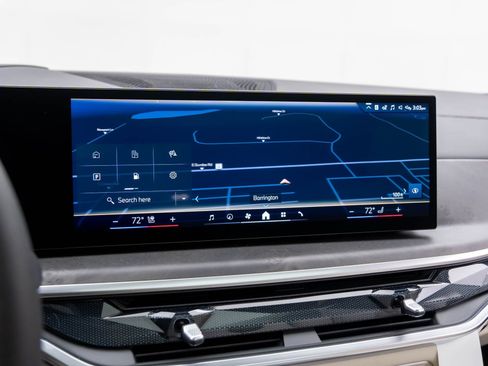 New 2026 BMW X5 xDrive40i w/ M Sport Package image 24