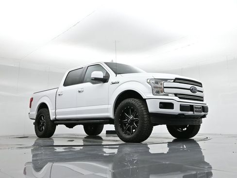 Used 2018 Ford F150 Lariat w/ Equipment Group 502A Luxury image 57