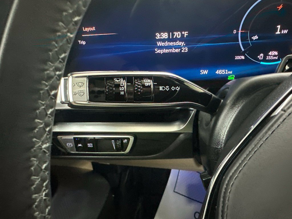 Certified 2026 Cadillac Lyriq Signature Luxury w/ Nappa Leather Package AWD/4WD image 39