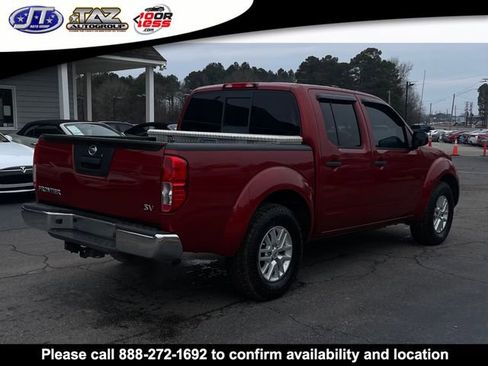Used 2015 Nissan Frontier SV image 6