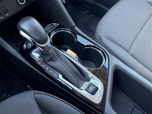 Used 2024 Buick Encore GX Preferred image 22