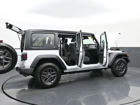 Used 2024 Jeep Wrangler Unlimited Sport AWD/4WD image 60