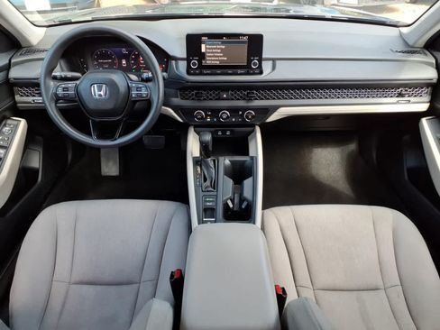 Used 2023 Honda Accord LX image 10