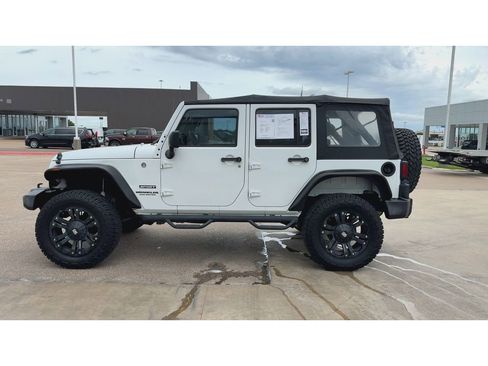 Used 2017 Jeep Wrangler Unlimited Sport AWD/4WD image 5
