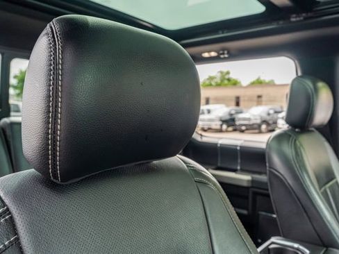 Used 2018 Ford F150 Lariat w/ Equipment Group 502A Luxury AWD/4WD image 46