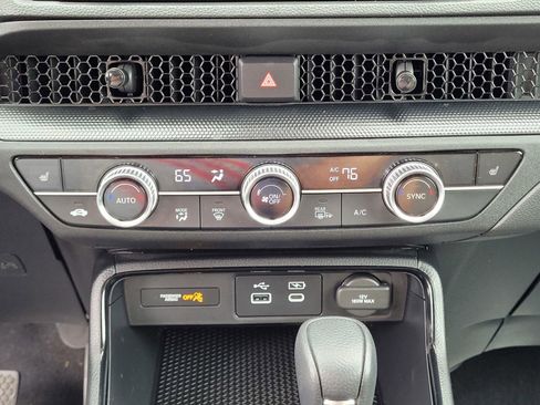 Used 2023 Honda CR-V EX image 27