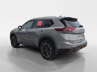 Certified 2025 Nissan Rogue SL w/ Tech Package AWD/4WD video 3