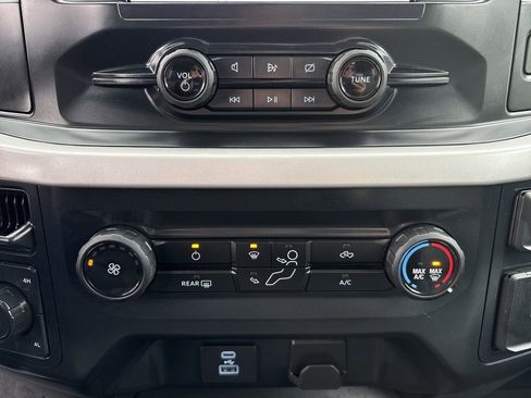 Used 2023 Ford F150 XLT image 23