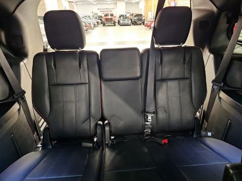 Used 2017 Dodge Grand Caravan GT image 34