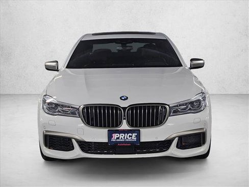 Used 2018 BMW M760i xDrive AWD/4WD image 2