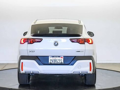 Used 2026 BMW X2 xDrive28i AWD/4WD image 3