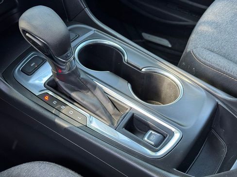 Used 2023 Chevrolet Equinox LT w/ LPO, Floor Liner Package image 36